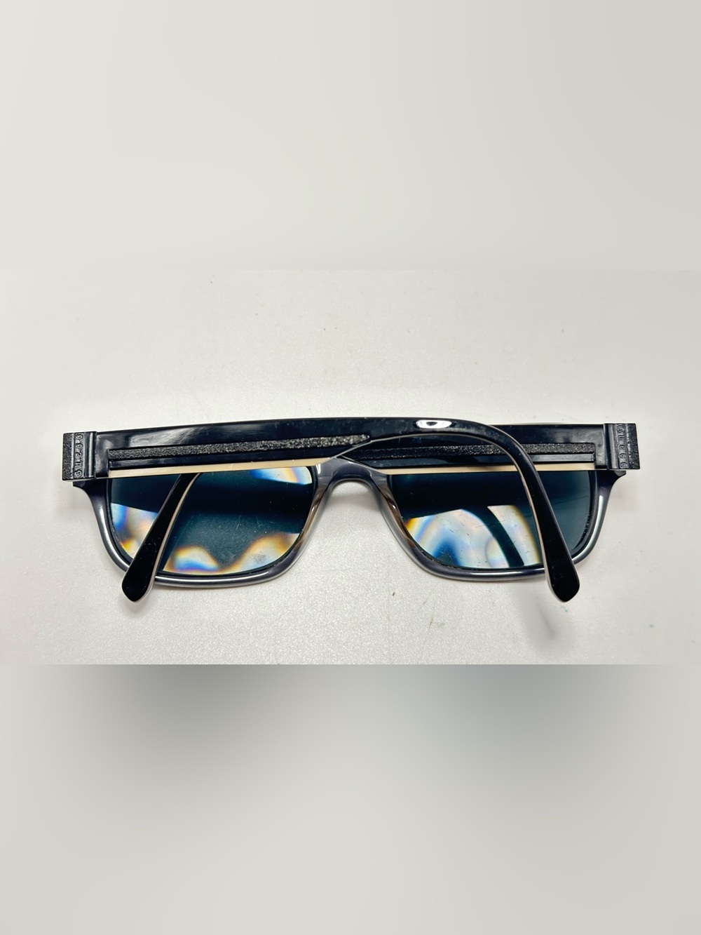 Guess GU1724 Black Oval Sunglasses Frames Only - Picture 4 of 8